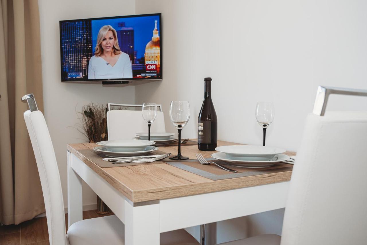 White Diamond Apartman Vrsi Kültér fotó